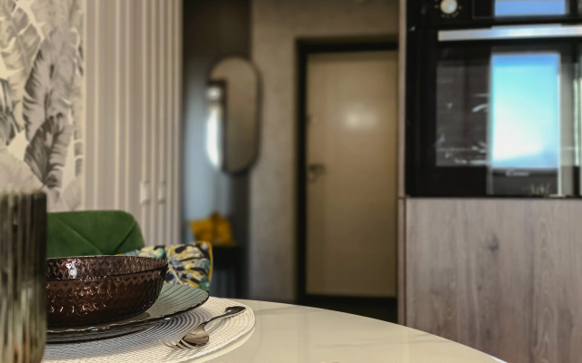 Novye V Dome Biznes Klassa S Okhranoy Apartment