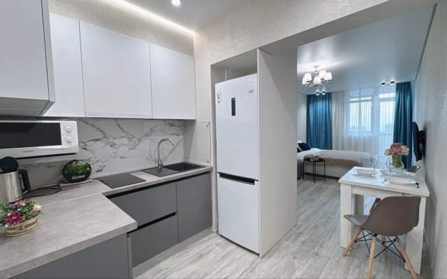 Vidovye S Balkonom Morskaya Simfoniya Apartments