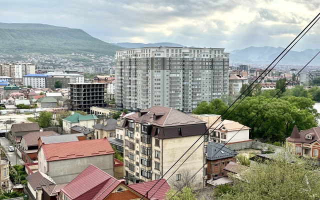 Квартира Гаджиева 164