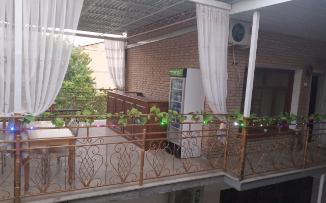 Butik-otel' Parvina  in old city