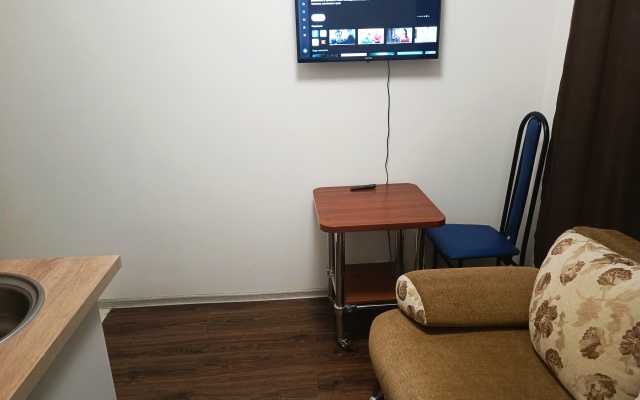 13 U Stantsii Mtsd 4 Zheleznodorozhnaya Flat
