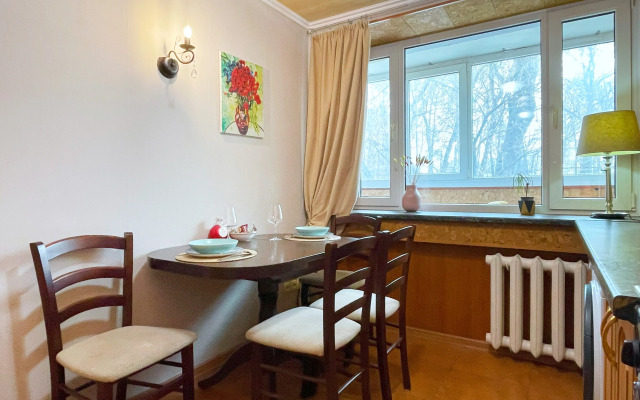 Uyutnaya kvartira v Khamovnikakh Flat