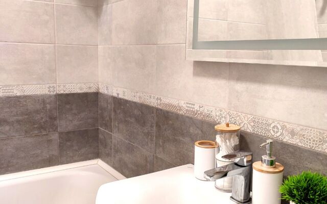 Апартаменты Светлая Квартира в Перерве