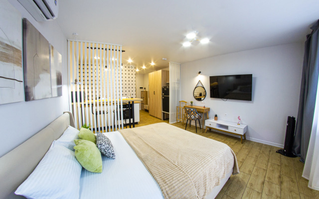 Uyutnaya Studiya S Tualetnym Stolikom V Zhk Marshal Apartments