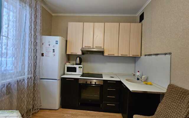 Na Ulitse Kuryzhova 19 Flat