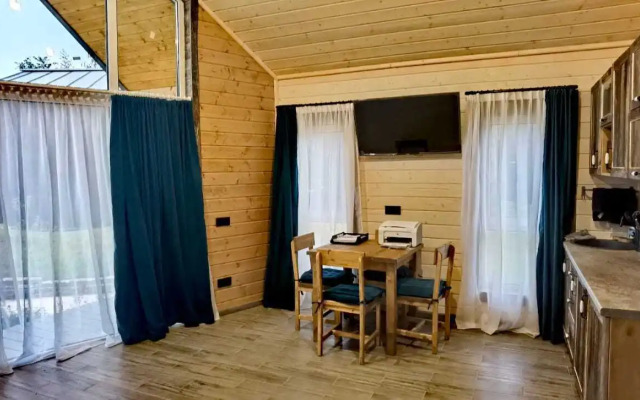 V Kvartale Drevoparky 72a Private House