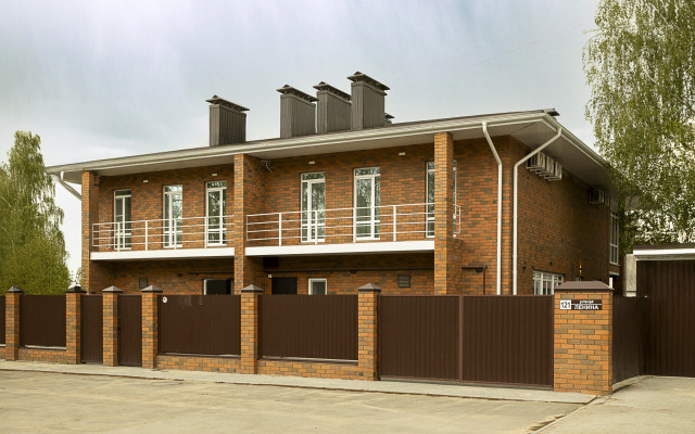 Mnogofunktsionalny Kottedzh Villa
