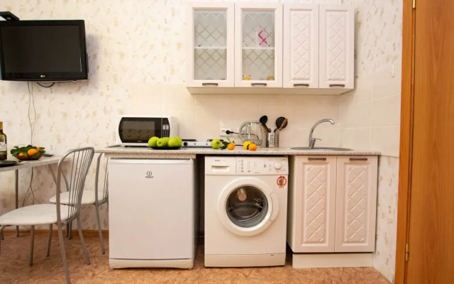 studiya chetyrokhmestnaya u PermExpo Apartments