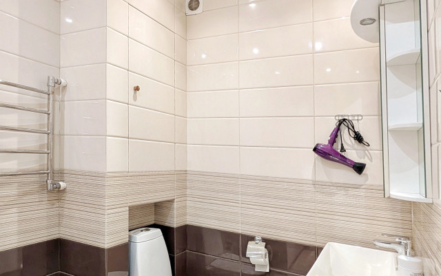 Na Ulitse Tipanova Flat