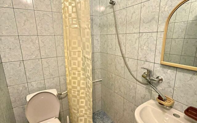 Na Bestuzheva Marlinskogo Guest House