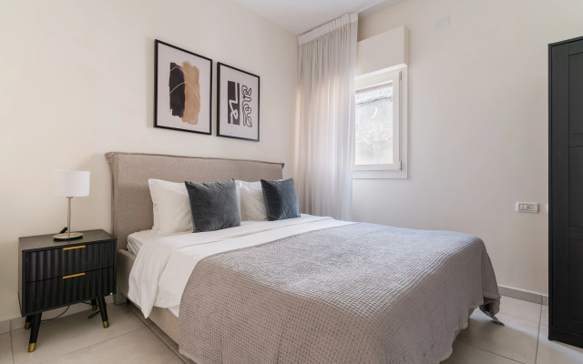 Blueground at Nahalat Bynamin ID10 Apartments