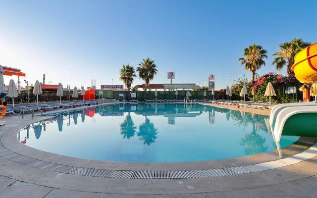 Throne Beach Resort & Spa