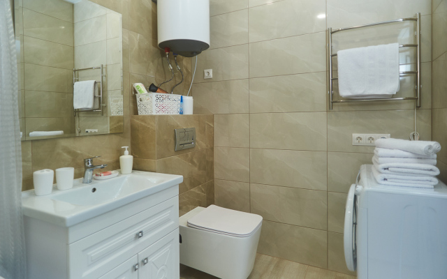 Dvukhkomnatnye Kak Doma 58 Na Mira 78 Apartments
