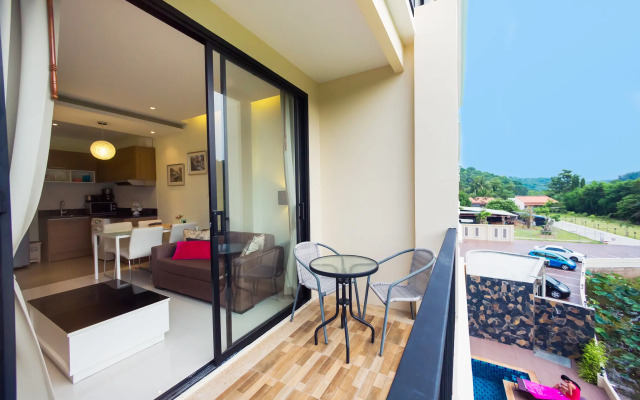 Suite Viacha Rawai Lago by TropicLook Naiharn 2 Bedroom Apartments