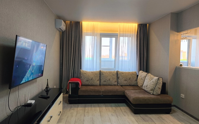 Квартира Красивая квартира рядом с набережной и Арены Ерофей