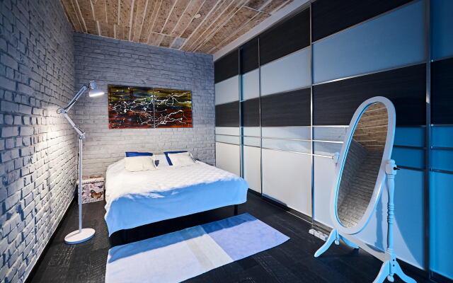 Loft In The Center Apartments