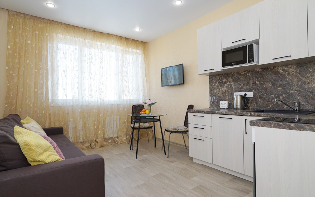 Na Ulitse Novatorov 8B Flat
