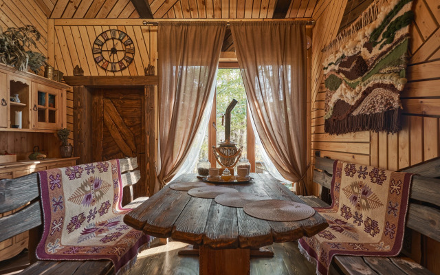 Hills 1200. Residence. Bany. Hotel