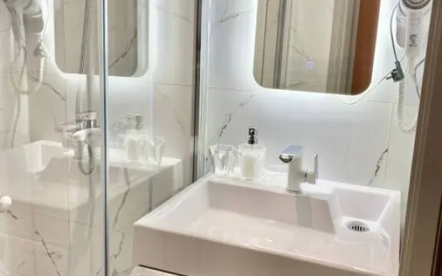 Paradeaparts na Pervomayskoy 13A 1 Apartments