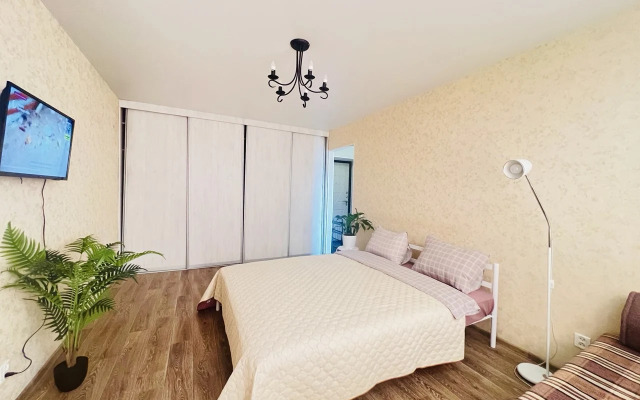 Ryadom S Avtovokzalom Flat
