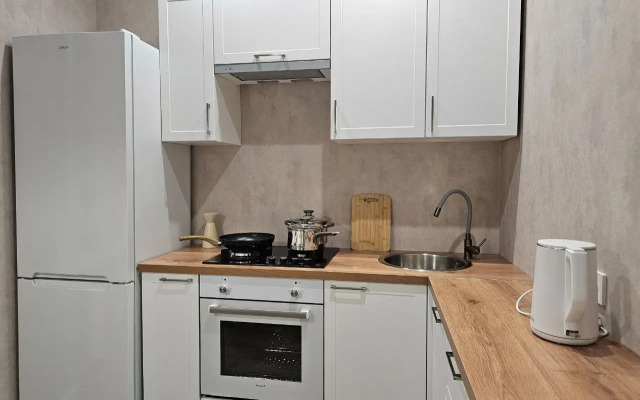 BGH Na Allei Geroyev Flat