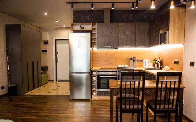 Studiya S Dizaynerskim Remontom Flat