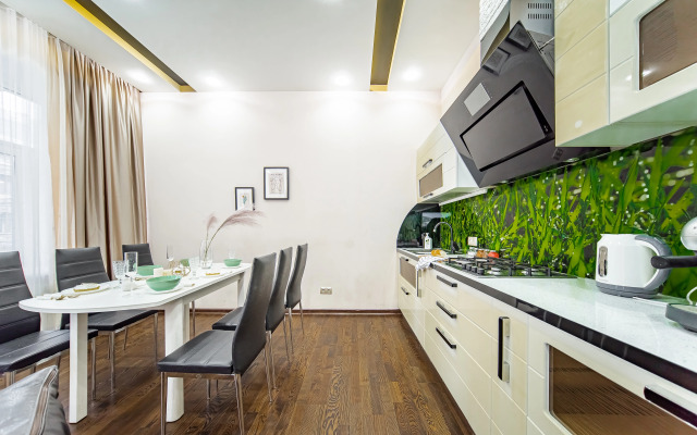 Квартира Евро 4-комнатная в Историческом Центре