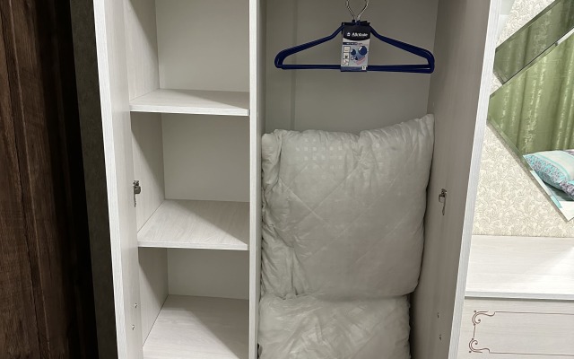 Квартира ШикаЛад КМВ Люкс напротив Интуриста