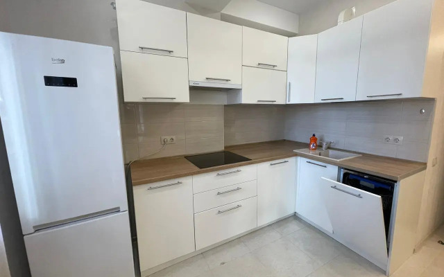 602 Na Krymskoy 89 Apartments