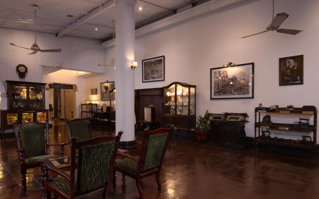 Queens Kandy - 160 Years of Heritage & Luxury Hotel