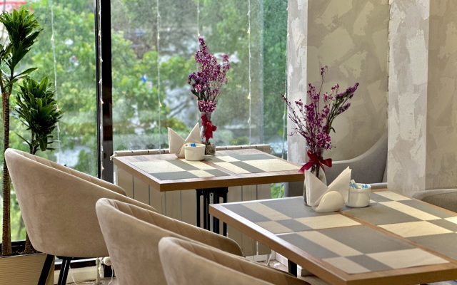 Jasmine Hotel
