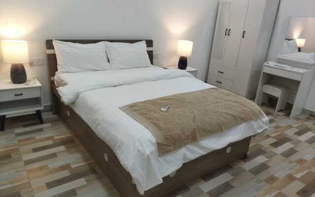 The Happiness Sun Suites Guest House