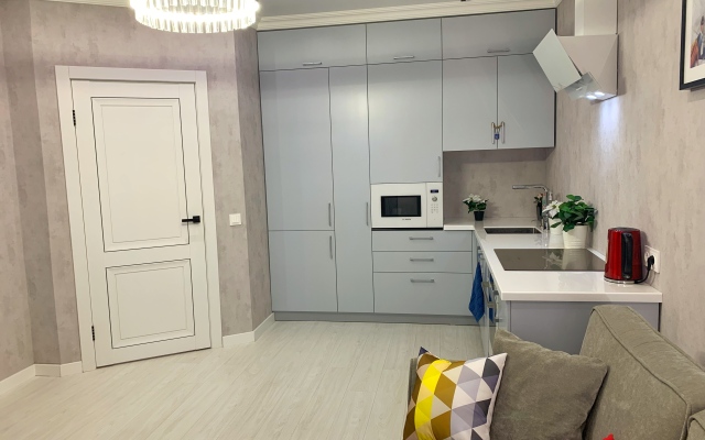 Апартаменты APARTHome Школьная 13/9