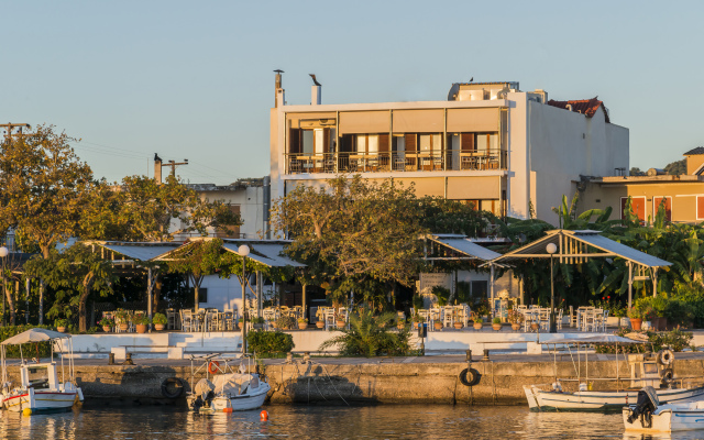 Akroyali Hotel & Villas