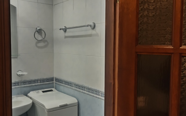 Апартаменты в Высотке на Московском 12