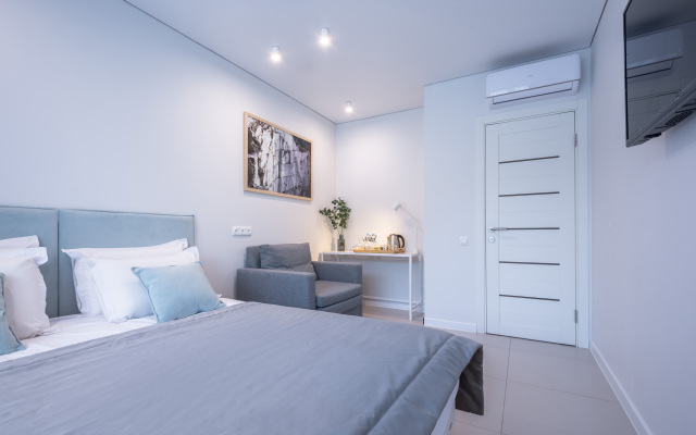 Summer Suites - clean sea without fuel oil at 450 meters Kurortny Hotel