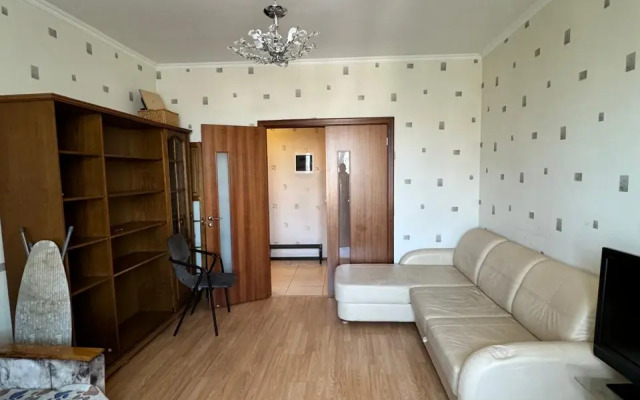 V Tsentre Bliz Naberezhnoy Flat