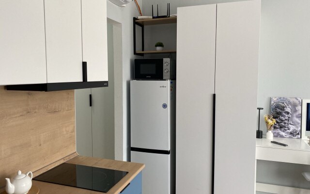 V Yuzhno-Sakhalinske 17 Etazh Flat