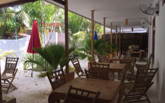 Manta Inn Guest House