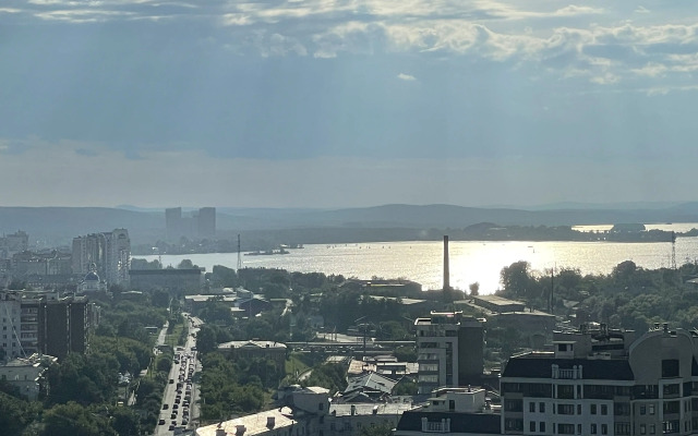 With a view on the 25th floor Flat