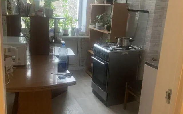 Квартира трехкомнатная на улице Институтская 22