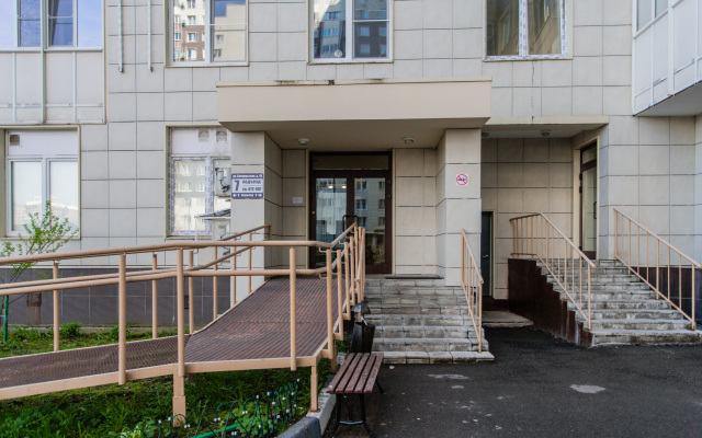 Na Belorysskaya 10 Apartments