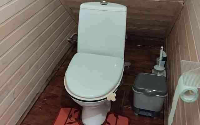 Частный дом Дом у реки в английском стиле