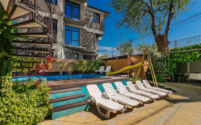 Dolphin Park Guest house
