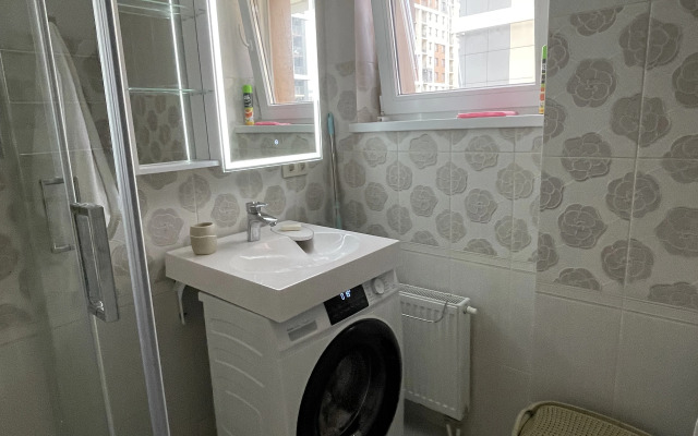 Komfortnaya Studiya dlya 4 Gostey Flat