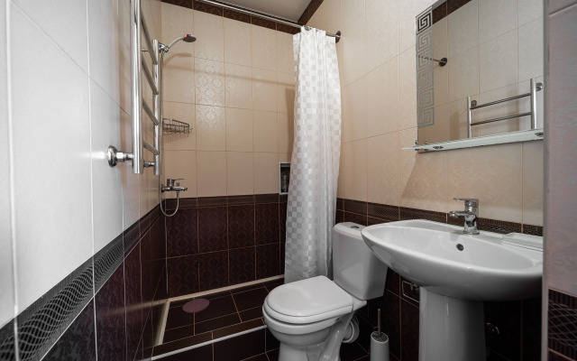 Arno Guest House