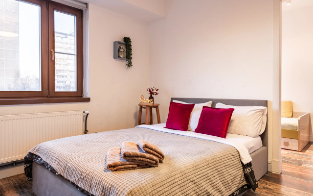 Dvukhkomnatnye Apartamenty Natali U Metro Sevastopolskaya Apartments