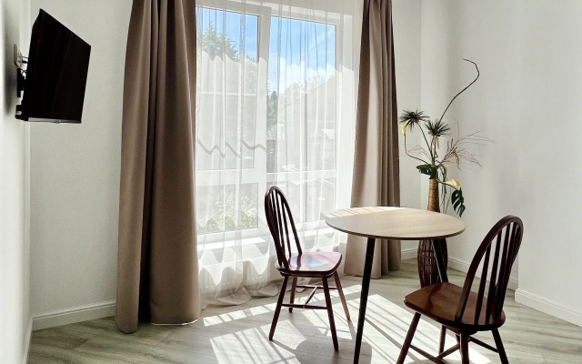 Kurortnaya zhizn okolo Natsionalnogo parka 204 Apartments