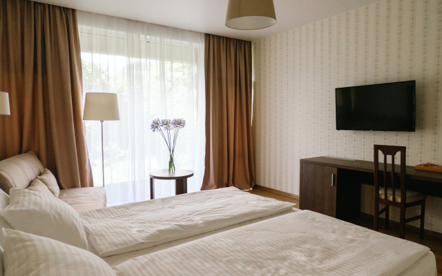 Chetyre Sezona Hotel