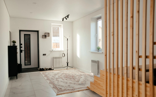 Chastnyij Dom s Novyim Remontom Private house